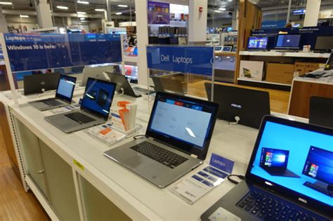 But at the same time, it's best to at least wait to learn more about what the newest model has to offer so that you can apple's computers run on its macos software, which allows for tighter integration across other apple. Windows 10 Launch in retail stores: Some pre-loaded ...