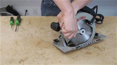 How to change a circular saw blade? How to Replace the Blade Guard on a Porter Cable Circular ...