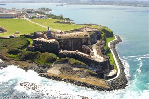 Santiago 'el morro' garcia fue encontrado sin vida en su departamento, generando conmoción en argentina y. El Morro: Castillo de San Felipe Del Morro: San Juan ...