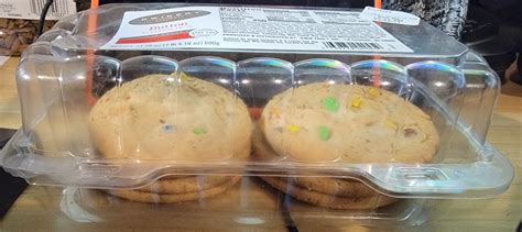 Kwikery bakeshop button cookies - Kwik Trip - 12