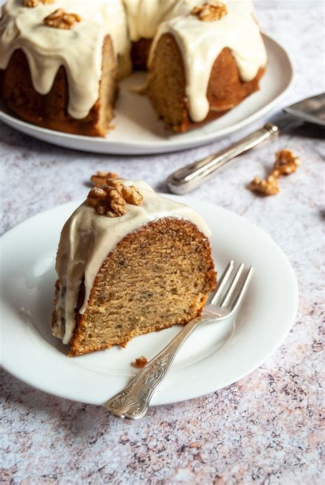 Even better, there is no added fat in here. Banana Bundt cake - Something Sweet Something Savoury