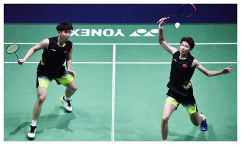 Source：中国羽毛球队 官方微博 china badminton team official weibo if my video has any content which content owners would like #李俊慧 #刘雨辰 #韩呈恺 #周昊东 #liuyuchen #lijunhui #hanchengkai #zhouhaodong #双塔 #双塔组合. 李俊慧/刘雨辰：男双竞争很激烈 关键分每分必争_羽毛球_新浪竞技风暴_新浪网