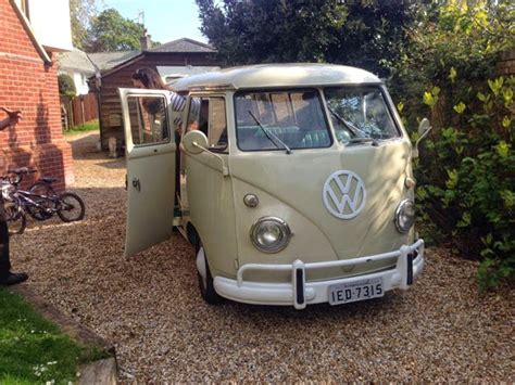 Ich biete mein modellauto vw bus t1 1963 der marke welly an. VW T1 Splitscreen 15 Window Deluxe Kombi 1963 | VW Bus
