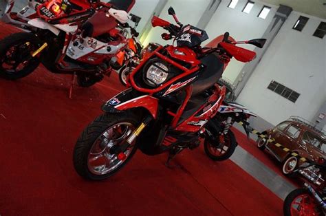 Dengan menaikkan tinggi ground clearance, yamaha x ride 2014 bisa dibawa ke semua kondisi : Teknologi Terkini: Modifikasi Motor X Ride Yamaha Terbaru ...