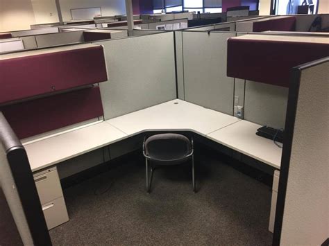 Used Herman Miller AO3 8x8 - High Panels - Used Cubicles