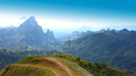 Gunung kinabalu terdiri atas 4 kawasan yaitu hutan dipterokarp bukit, hutan dipterokarp atas, hutan montane dan hutan ericaceous atau hutan gunung. Jagoan Banten: Daftar Gunung Tertinggi Di Masing - Masing ...