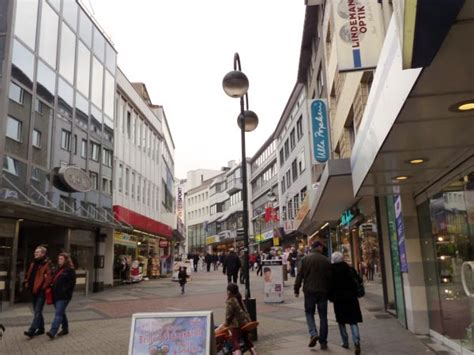 Dies sind die besten sehenswürdigkeiten in bochum: Kortumstraße Bochum - Fußgängerzone - Foto - Reisebericht