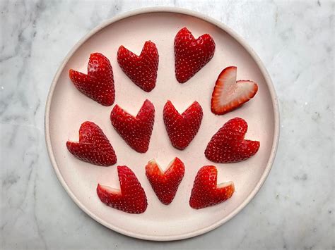 Keep scrolling to see affiliate links and. How to Cut Strawberries into Hearts | Cooking School ...