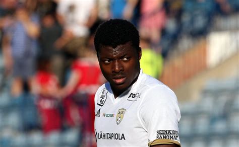 1 day ago · mboma looked terribly nervous, but perked up to smile at the camera. Mboma ei riehaantunut hattutempusta: "Paljon vielä töitä ...