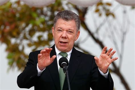 El colombiano juan manuel santos apoyó la idea de un impuesto a la riqueza. Expresidente Juan Manuel Santos pide cumplir a miembros ...