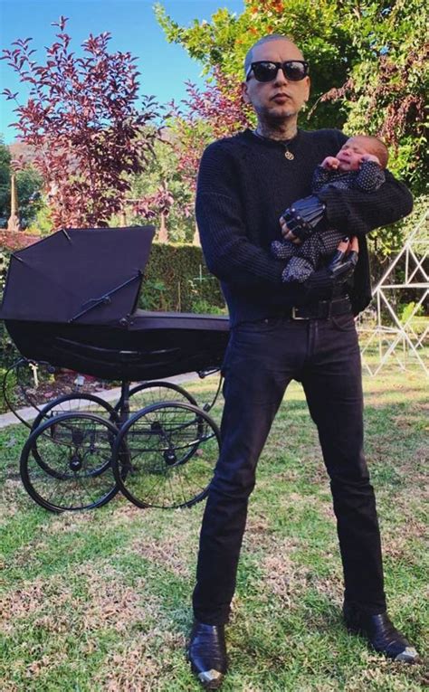 Suzann pettersen er en norsk profesjonell golfspiller, og har vært helt oppe på nummer 2 på verdensrankingen for kvinnelige golfspillere. Kat Von D Welcomes A Baby Boy - Check Out The First Pic ...