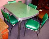 Trophy pattern on chair backrest. 1950's retro kitchen table chairs - Bringing Back Classic ...