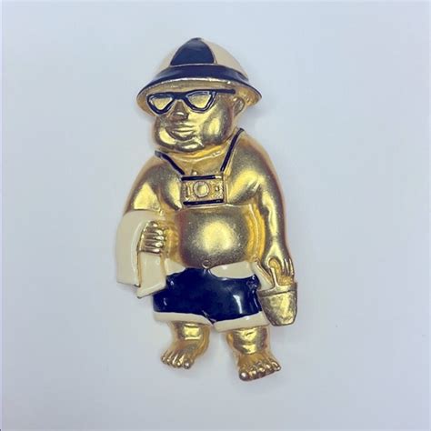 Ajc Jewelry Vintage Ajc Figuralbeach Tourist Gold Tone Brooch