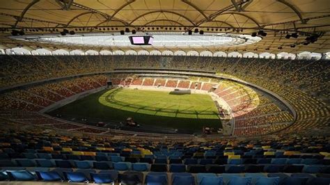 Portail de l'architecture et de l'urbanisme. La National Arena di Bucarest apre le porte all'Europa League!