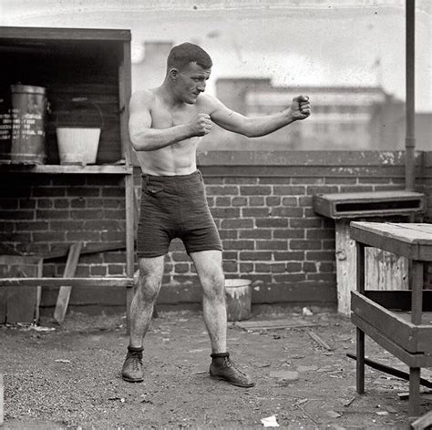 Old School Boxer 1924 Photos Of The Week Vintage Boxer Cool Photos