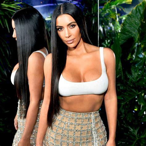 Kim Kardashian Returns To Her Old House Relives Iconic Kuwtk Scenes