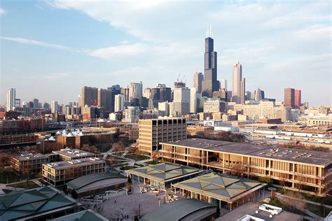 Uic Ranks High On List Of Worlds Young Universities Uic Today