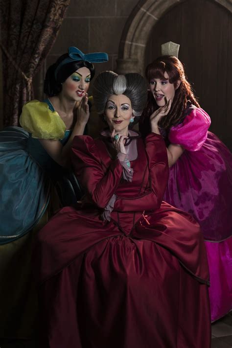 New Loungefly Cinderella Evil Stepmother And Stepsisters Villains Scene Set