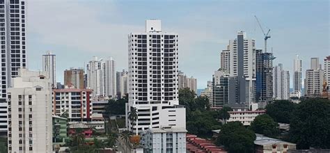 Adalberto carrasquilla, internacional con panamá, tiene 21 años y juega de mediocentro. Hill Point Carrasquilla (With images) | Panama city panama ...