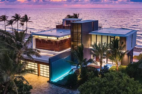 Art Beckons In Modern South Palm Beach Home Florida Design Mansion