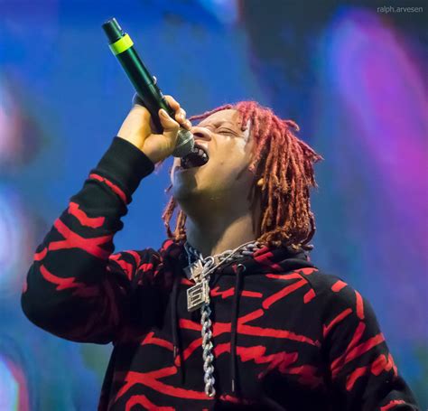 Featuring juice's usual topics of drugs and glamour with fashion, he sings about his anxiety and his corruption when it comes to addiction. Review: "Life's A Trip," Trippie Redd Shows Promise but ...