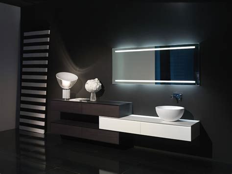 In bagno, lo specchio è un elemento indispensabile, sia dal punto di vista pratico che estetico. 50 Specchi per Bagno Moderni dal Design Particolare ...