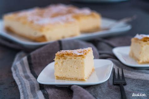 Die küche des ehemaligen jugoslawiens beinhaltet die kroatische, serbische und bosnische tradition. Krempita - serbische Cremeschnitte - KochTrotz | kreative ...