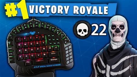 This page has the default keyboard commands for fortnite battle royale. ONLY USING HALF A KEYBOARD TO PLAY FORTNITE!! (ONE HANDED ...