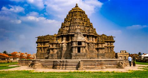 Magnificent Temples To Visit In Karnataka For A Perfect Religious Trip