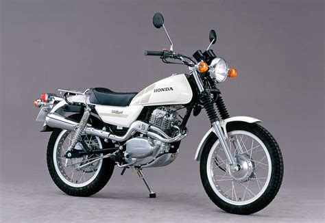Around here, we're suckers for old hondas, and the cb450 black bomber is one of those great early hondas that we'd just love to have sitting in the garage, waiting for a ride now and then. Tales from the Road: Featured Bike - Honda CB250RS 1980-84