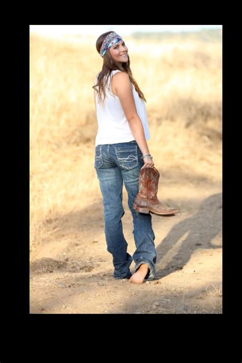 Cowgirl Photoshoot Barfuß