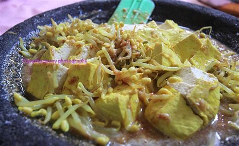 Pecel bisa dijadikan stok pelengkap makanan yang dipadukan. Cara Membuat Kuah Pecel Padang - Resep Soto Padang Asli ...