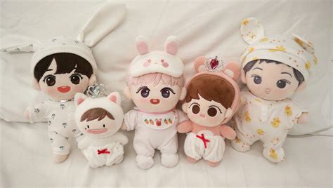 pop dolls kawaii plush plushies fangirl hello kitty kpop fictional characters beautiful