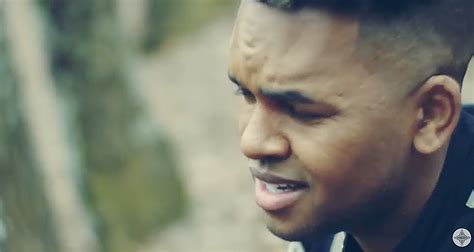 Así que por favor dime que todo va a estar bien. Redimi2 'Todo Va a Estar Bien' Music Video Featuring Evan ...