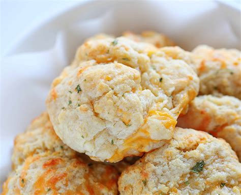 Red Lobster Cheesy Garlic Biscuits I Am Baker