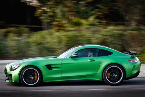 Mercedes Amg Gt R Review A Super Sports Car Capable Of Inducing Maniacal Laughter