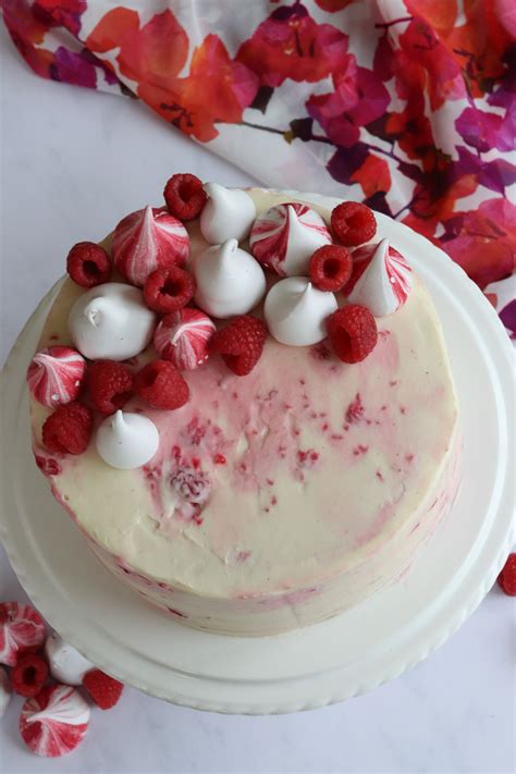 Raspberry And Mascarpone Layer Cake Recipe Cake Delicious Cake Recipes Christmas Baking Recipes