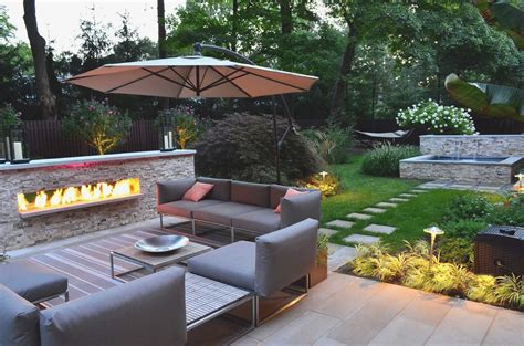 Research small yardsbrowse photos and get small yard ideas. Backyard Space Ideas Beautiful Backyard Living Space Pool ...