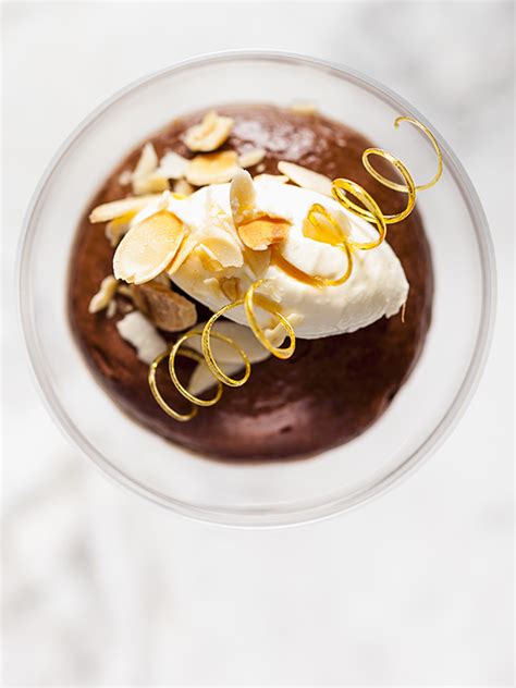This is a dessert served in many restaurants and may seem complicated or sophisticated. Chocolate and amaretto mousse recipe - olive magazine