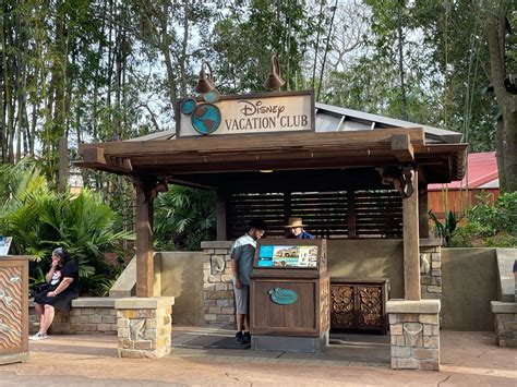Photos New Disney Vacation Club Kiosk Opens In Spot Where It Was Years