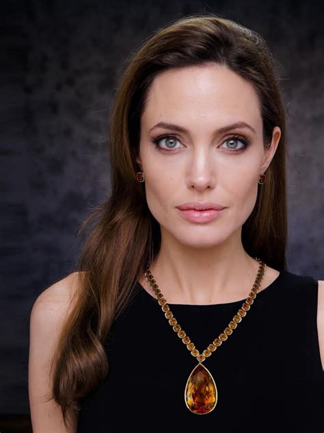 Check spelling or type a new query. Imágenes y fotos de Angelina Jolie en HD