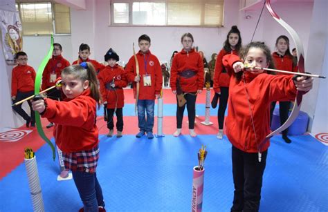 Yusuf gökhan atalay sali̇h hoca. Bursa'da okçulukta yeni nesil 'Tozkoparan İskender'ler ...