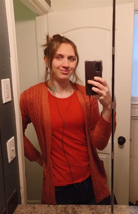 When you feel cute, it's time to post selfies 😁 (32, 9 months HRT) : r