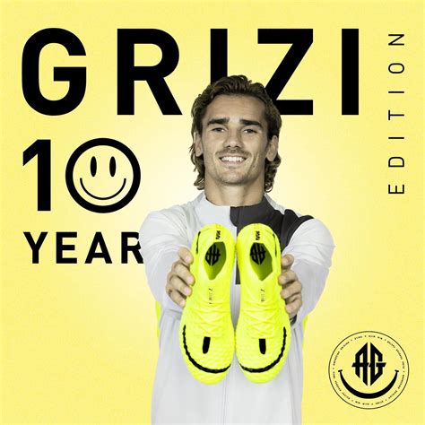 Engineered to deliver the game's fastest football the new design follows years of testing and player feedback from some of the world's best attacking players, including antoine griezmann, sergio. ANTOINE GRIEZMANN PUMA FAM the "Grizi 10-year edition ...
