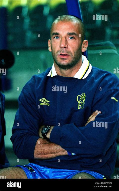 Vialli Chelsea Hi Res Stock Photography And Images Alamy