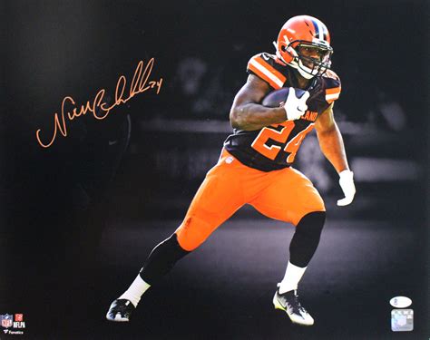 Nick Chubb Autographed/Signed Cleveland Browns 16×20 Photo BAS 27619