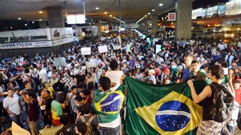 Ioc Pele Support Peaceful Protests In Brazil Cbc Sports