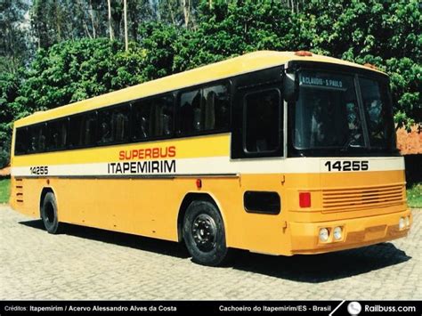 Quando se falava em viajar de ônibus para o interior de são paulo ou para outros estados do sul e do sudeste a primeira empresa. Fã-Clube Febre Amarela Itapemirim: Ônibus antigos da ...