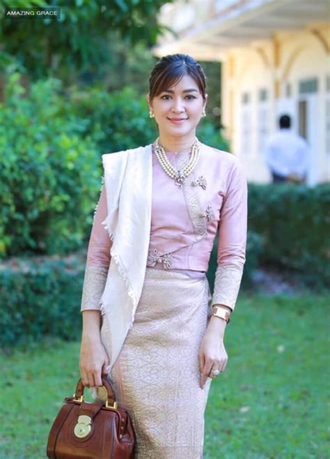 The top countries of supplier is china, from. Burmese outfits image by Kantkaw | Traditional dresses ...