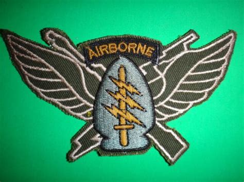 Us Army Special Forces Airbornne Air Assault Patch From Vietnam War Era